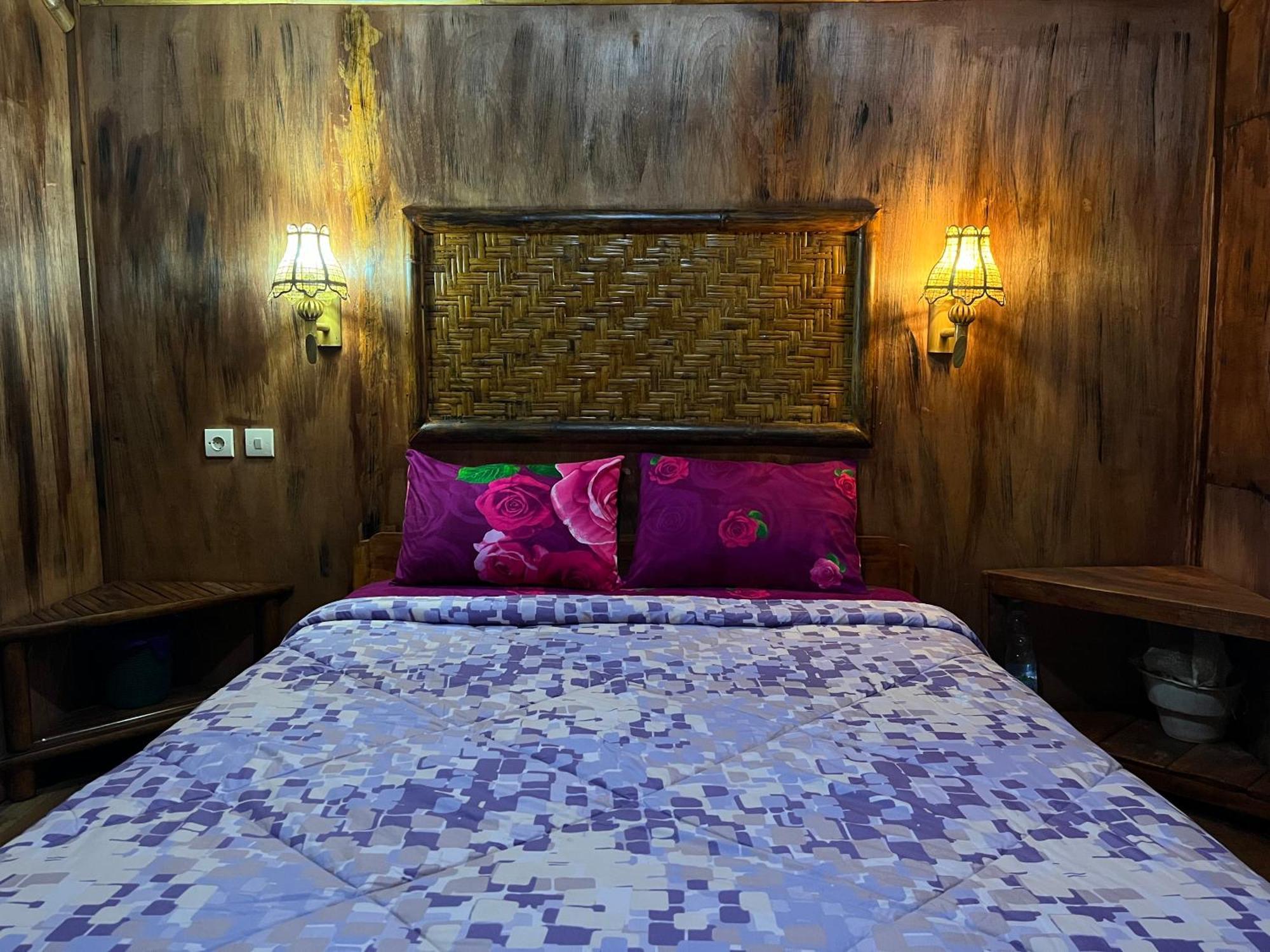 Syaqila Homestay Lombok テテバトゥ エクステリア 写真
